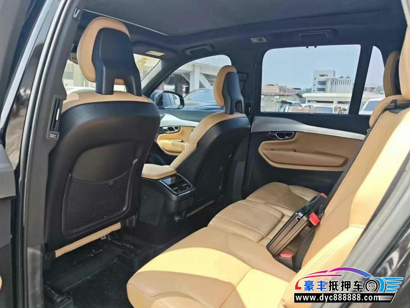 17年沃尔沃XC90轿车抵押车出售