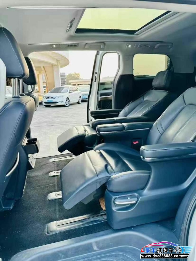 21年传祺M8轿车抵押车出售