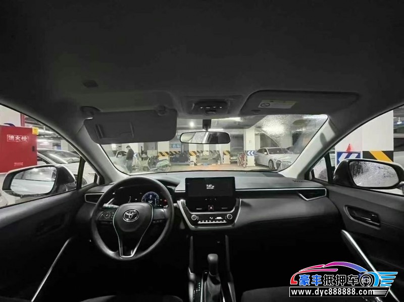 24年丰田锋兰达轿车抵押车出售