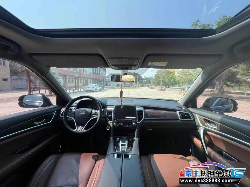 18年本田UR-V轿车抵押车出售