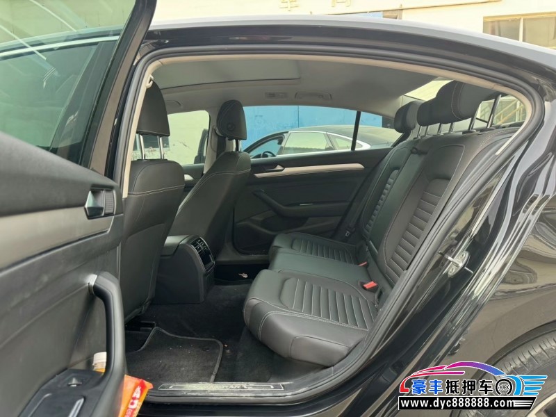 21年大众迈腾轿车抵押车出售