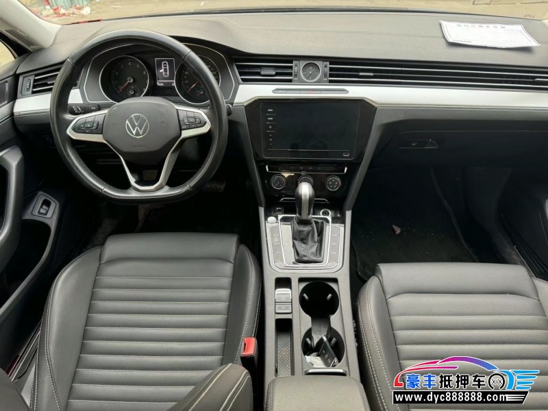 21年大众迈腾轿车抵押车出售