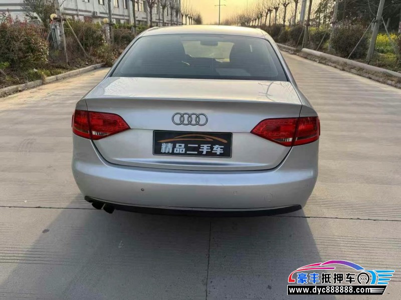 12年奥迪A4L轿车抵押车出售