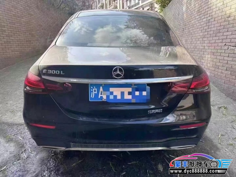 23年奔驰E轿车抵押车出售