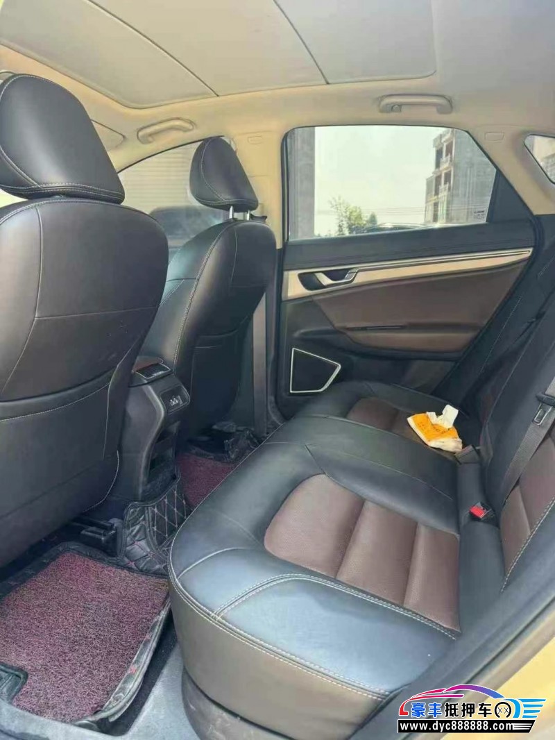 19年吉利帝豪GS轿车抵押车出售