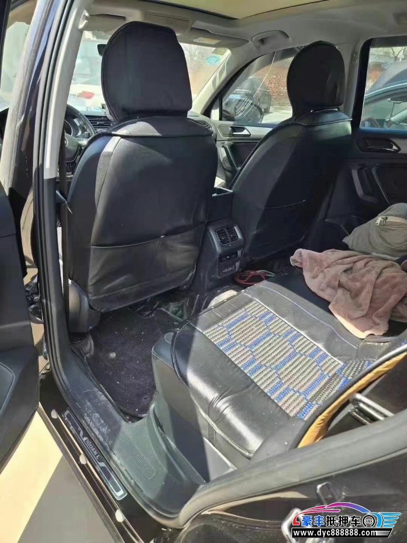 20年大众途观轿车抵押车出售