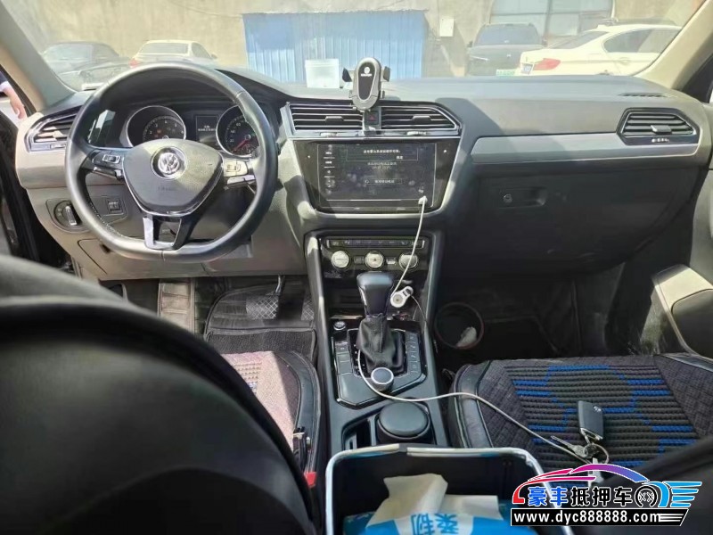 20年大众途观轿车抵押车出售