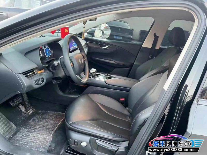 23年红旗EQM5轿车抵押车出售