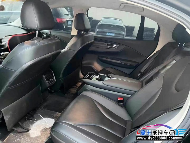 23年红旗EQM5轿车抵押车出售