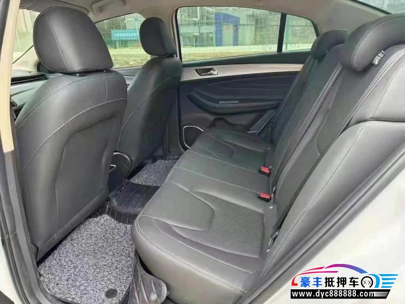 24年奇瑞艾瑞泽轿车抵押车出售