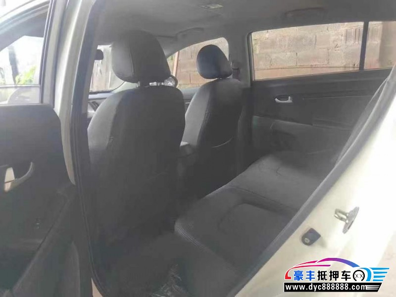 18年起亚智跑SUV抵押车出售