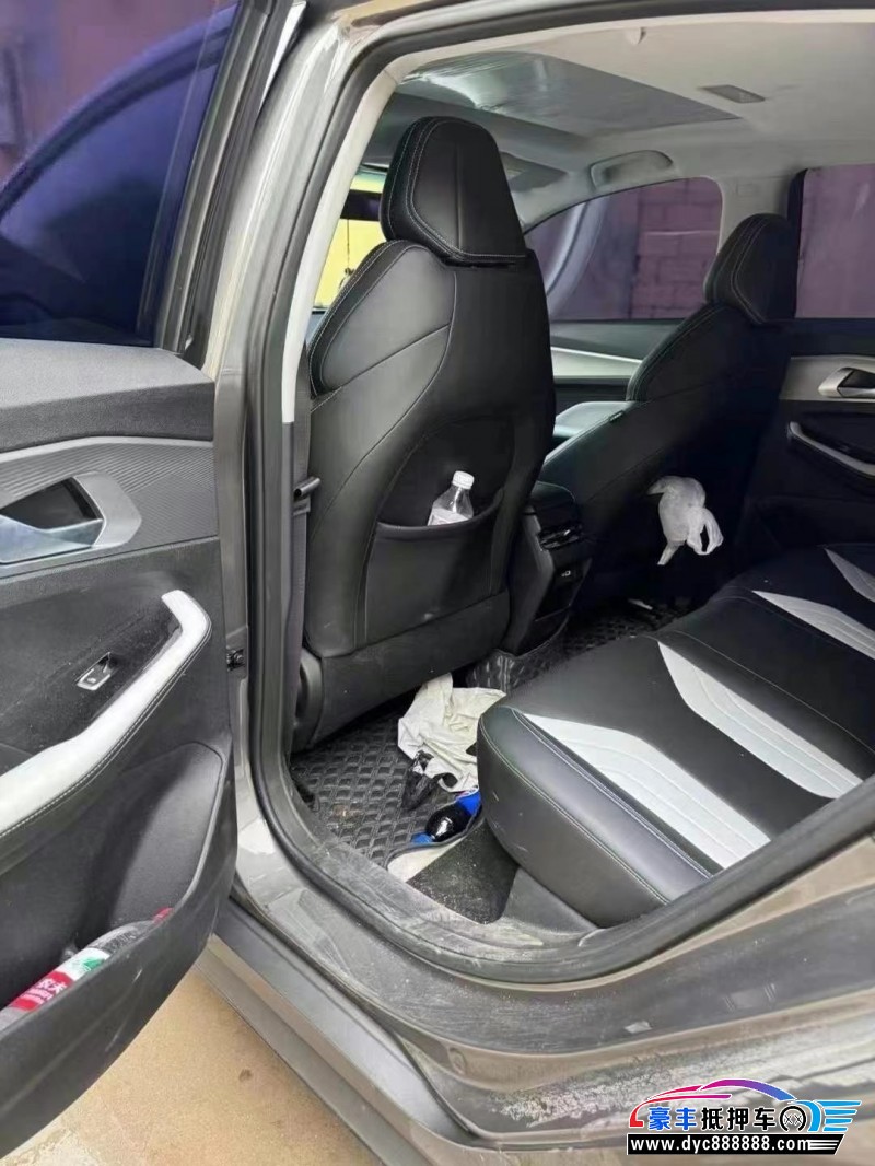 24年吉利缤瑞轿车抵押车出售