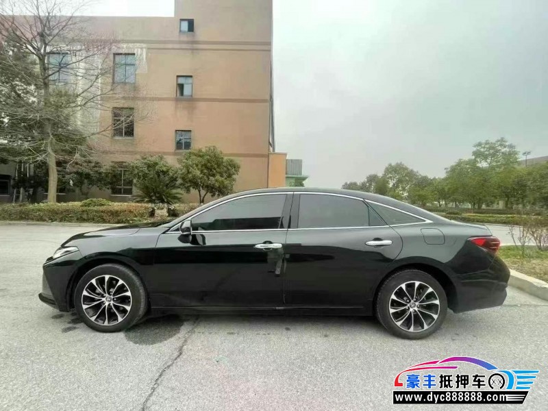 23年丰田亚洲龙轿车抵押车出售