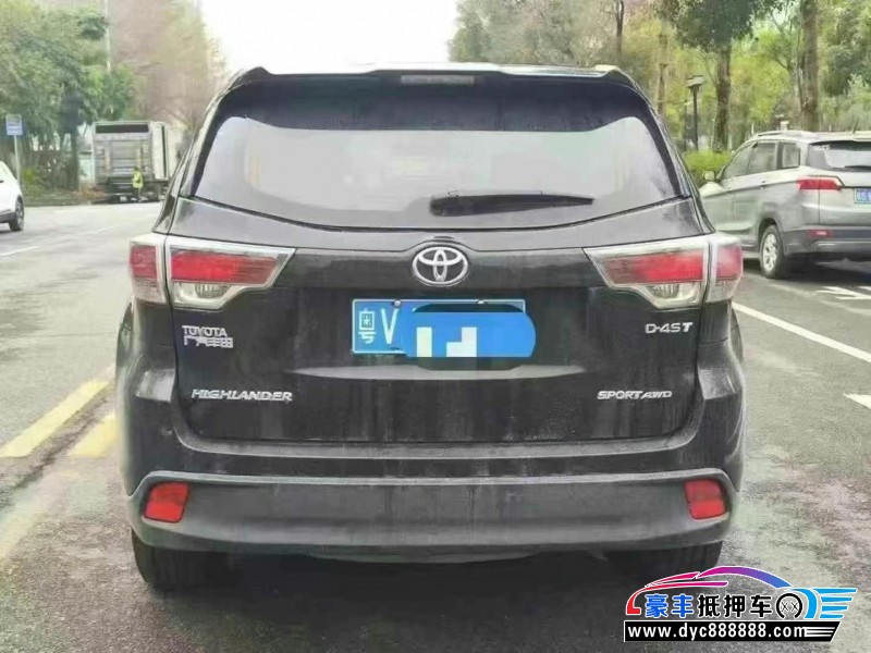 17年丰田汉兰达轿车抵押车出售