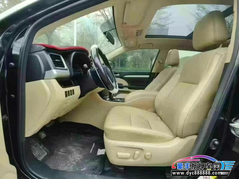 17年丰田汉兰达轿车抵押车出售