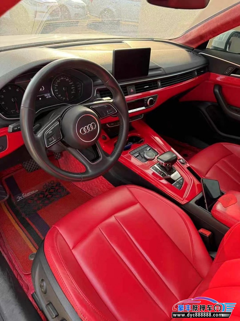 18年奥迪A4L轿车抵押车出售