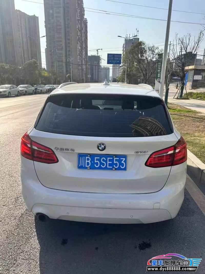 19年宝马2系轿车抵押车出售