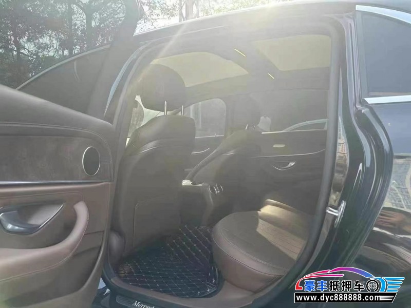 20年奔驰E轿车抵押车出售