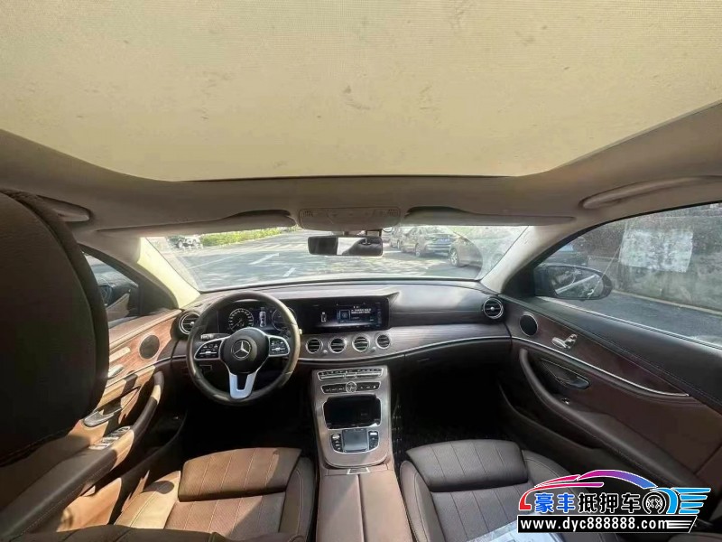 20年奔驰E轿车抵押车出售