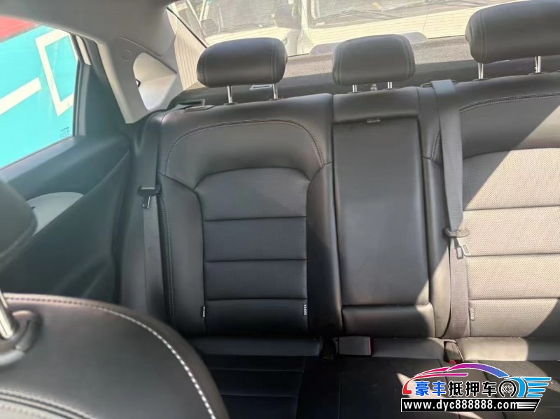 24年吉利几何轿车抵押车出售