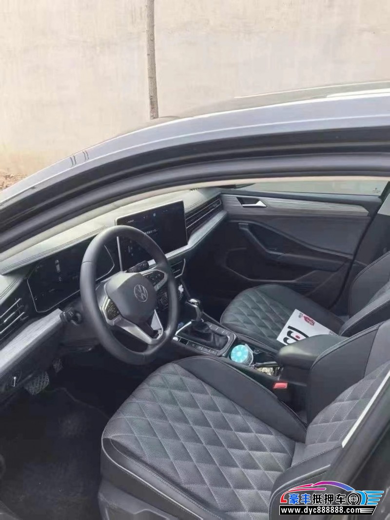 22年大众速腾轿车抵押车出售