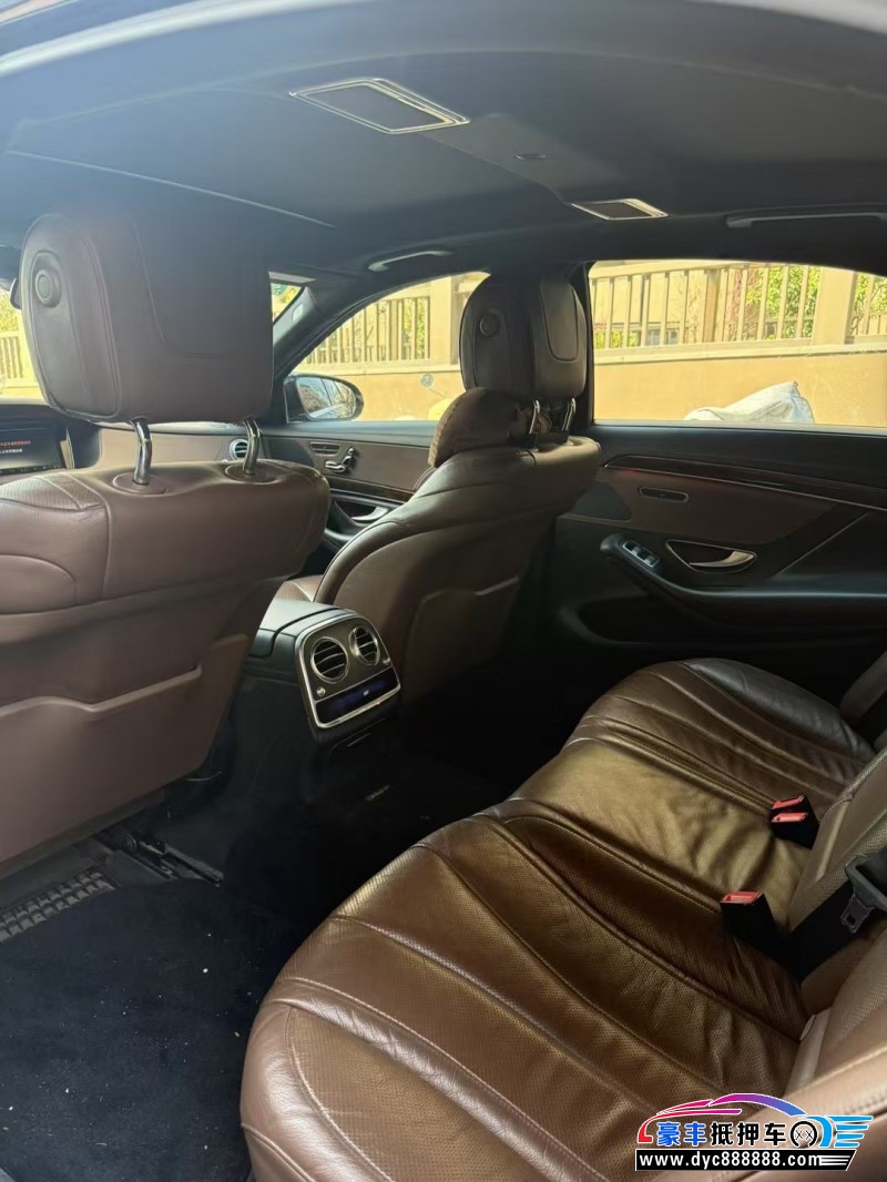 16年奔驰S轿车抵押车出售