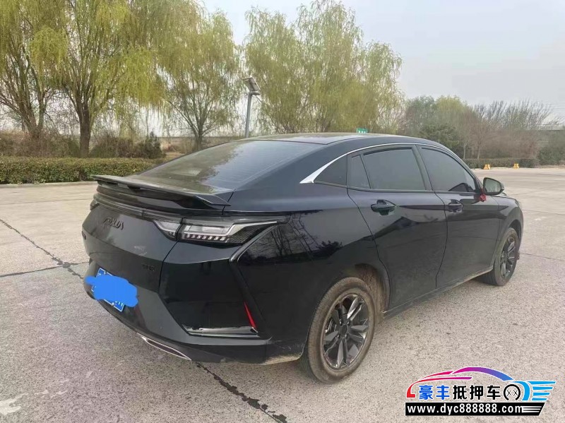 25年东风风神奕炫轿车抵押车出售