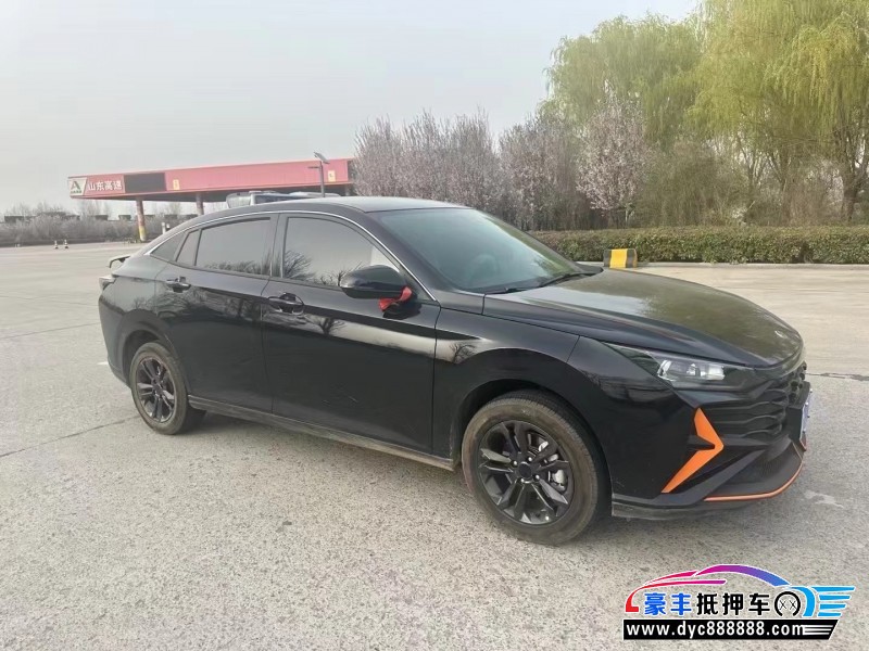 25年东风风神奕炫轿车抵押车出售