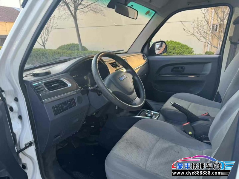 22年金杯小海狮X30轿车抵押车出售