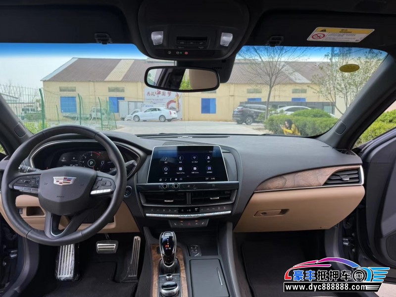 22年凯迪拉克CT5轿车抵押车出售