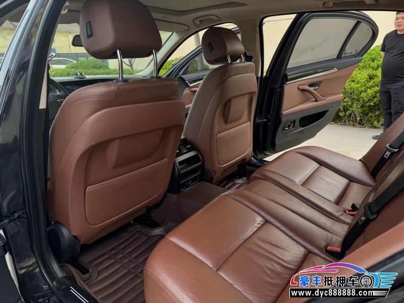 15年宝马5系轿车抵押车出售