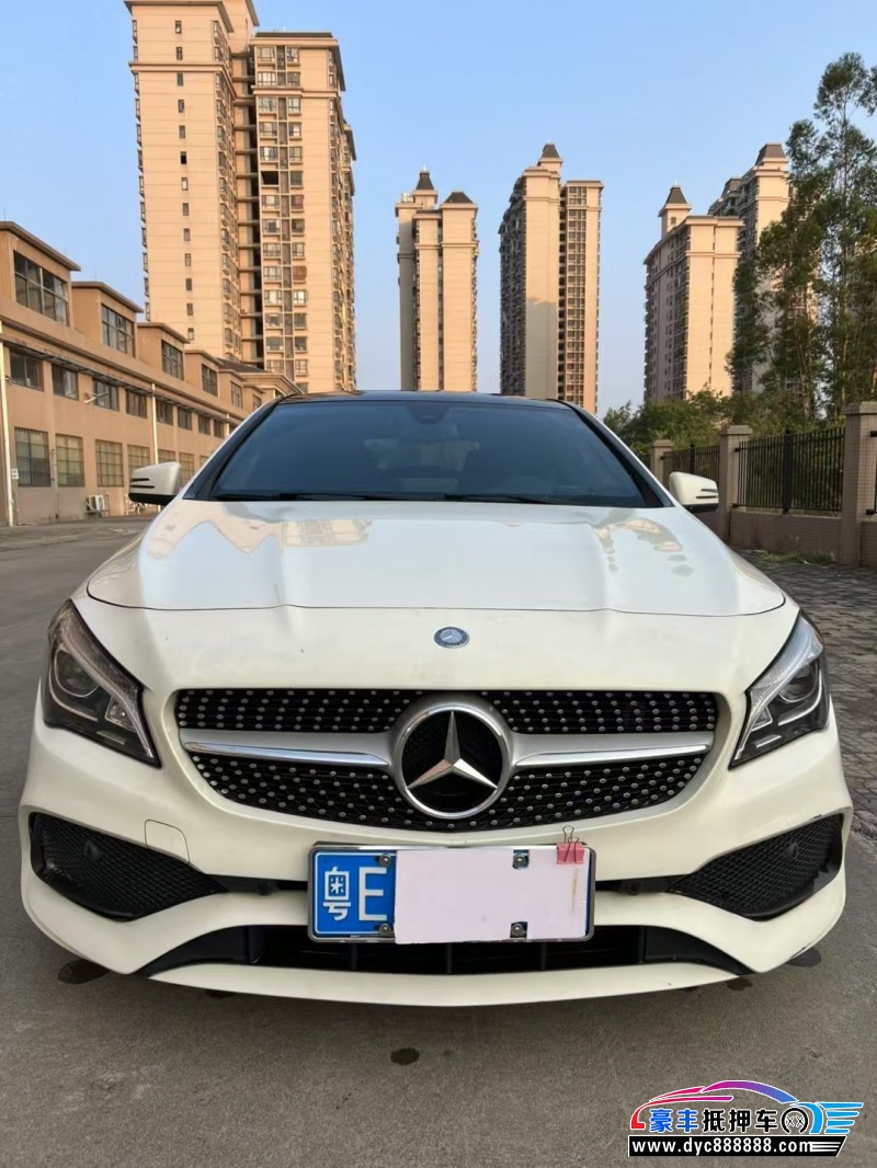 16年奔驰CLA轿车抵押车出售