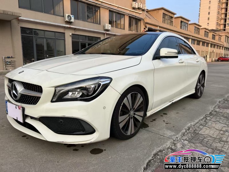 16年奔驰CLA轿车抵押车出售