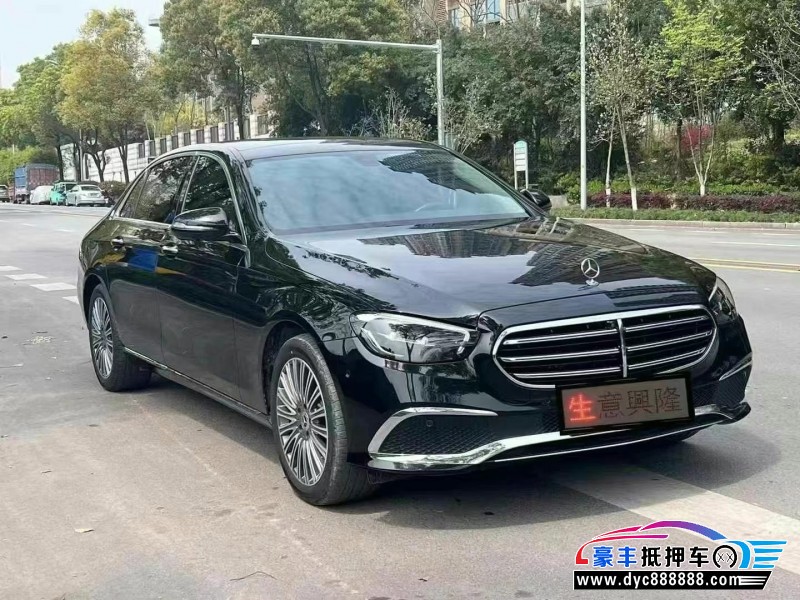 23年奔驰E轿车抵押车出售