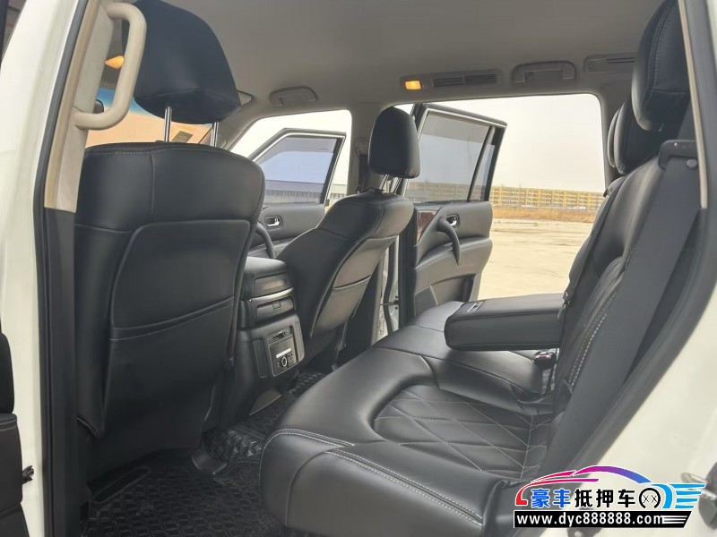 17年日产途乐轿车抵押车出售