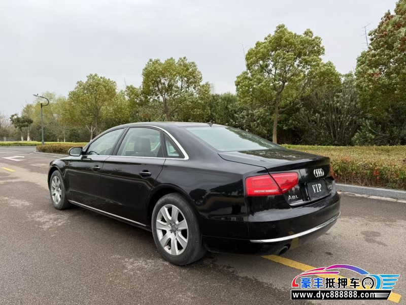 12年奥迪A8L轿车抵押车出售
