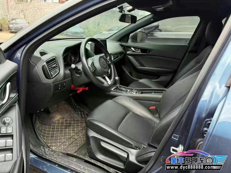 21年马自达CX-4轿车抵押车出售