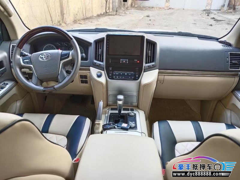 20年丰田兰德酷路泽（陆巡）轿车抵押车出售