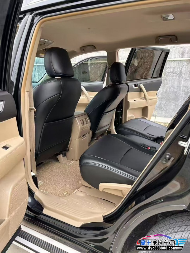 15年丰田汉兰达轿车抵押车出售