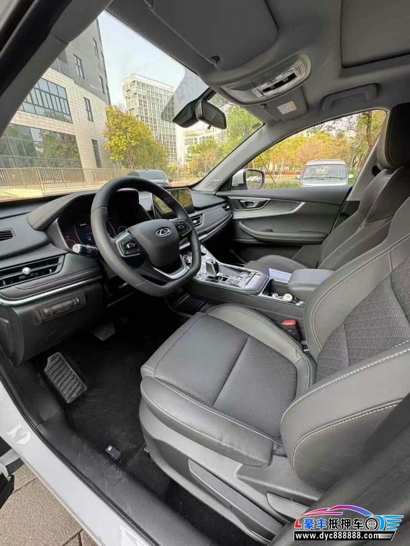 24年奇瑞瑞虎8轿车抵押车出售