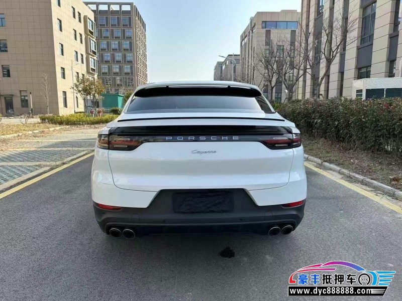 20年保时捷卡宴轿车抵押车出售