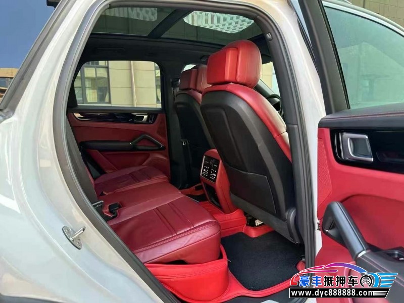 19年保时捷卡宴轿车抵押车出售