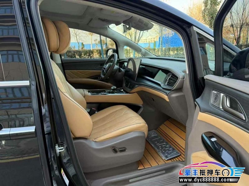 24年腾势D9轿车抵押车出售