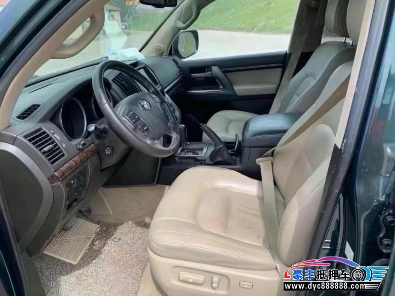 10年丰田兰德酷路泽（陆巡）轿车抵押车出售