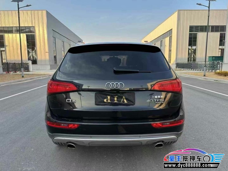 18年奥迪Q5轿车抵押车出售