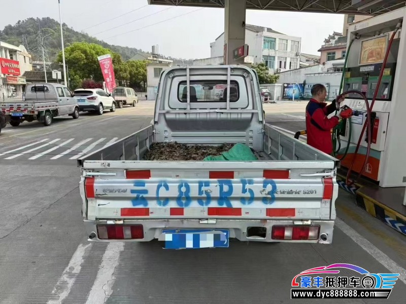 22年长安欧尚长安星卡轿车抵押车出售