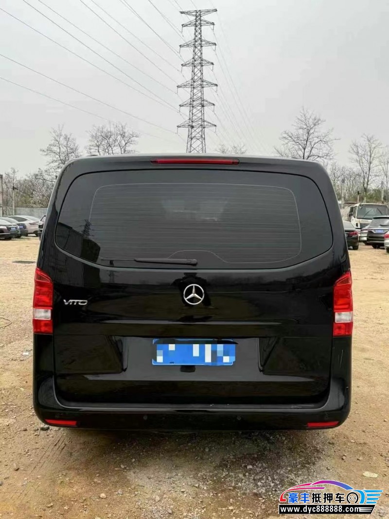 20年奔驰威霆轿车抵押车出售