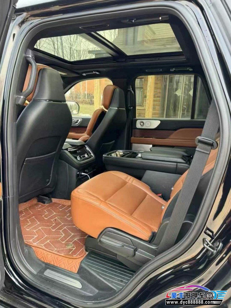 22年林肯领航员轿车抵押车出售