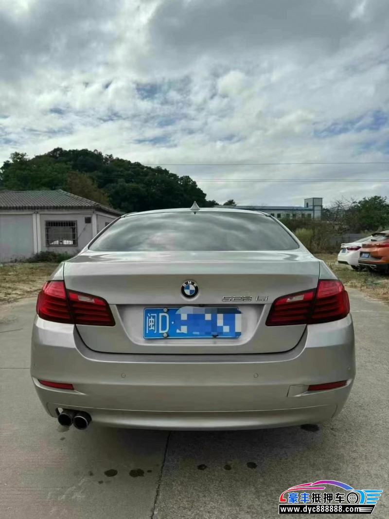 14年宝马5系轿车抵押车出售