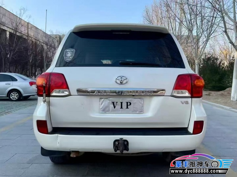 16年丰田兰德酷路泽（陆巡）轿车抵押车出售